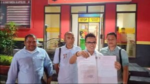 TKD Prabowo-Gibran Akan Tempuh Jalur Hukum Terkait Pencopotan Spanduk: Klaim Izin Pemkot Batam